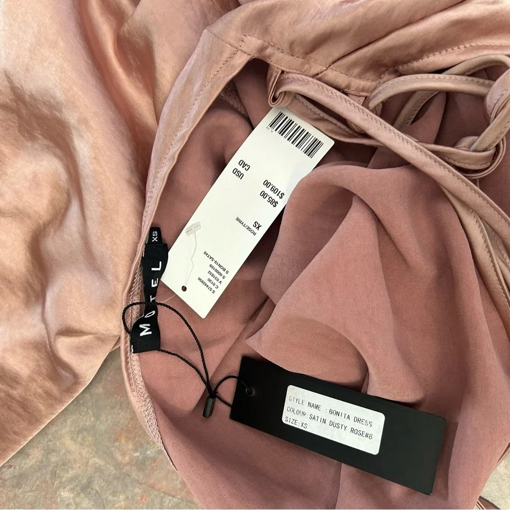Motel Bonita Satin Slip Maxi Dress Rose XS NWT - Picture 3 of 7